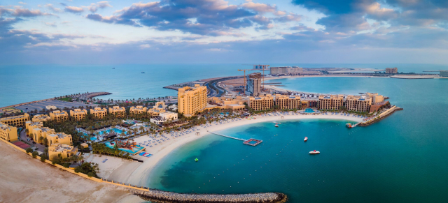 Sejur la plaja in Ras Al Khaimah la doar 729 euro,avion din Bucuresti !!!Pullman Resort Al Marjan Island RAK