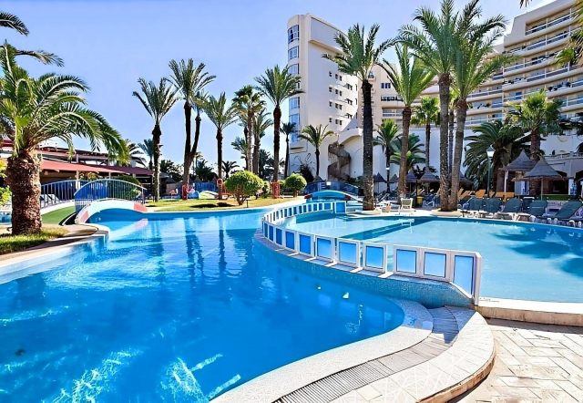 TUNISIA 442  EURO/ PERSOANA PLECARE DIN BUCURESTI 26.04 - RIADH PALMS RESORT &amp; SPA 