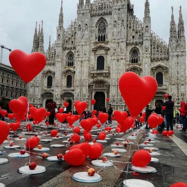 Ultimele 4 locuri!!!Valentine s Day in Milano la doar 270 euro,avion din Bucuresti!!!