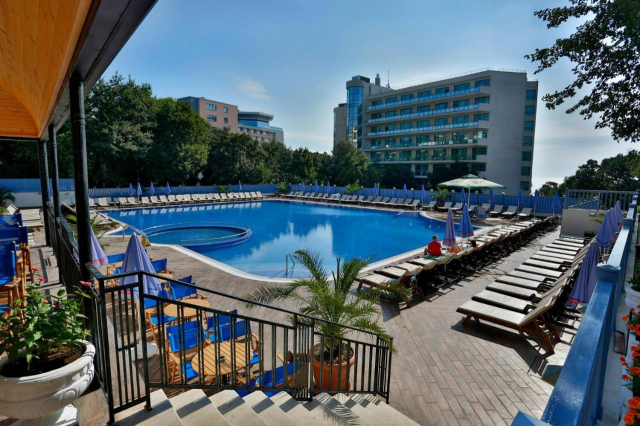 PASTE LA NISIPURILE DE AUR, LA HOTEL SOFIA 4*, LA TARIFUL DE 257 EURO/PERSOANA, ALL INCLUSIVE!