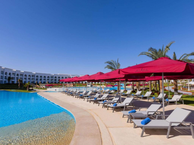 Sejur in Sharm El Sheikh: 825 euro cazare 7 nopti cu Ultra All inclusive+ transport avion+ toate taxele