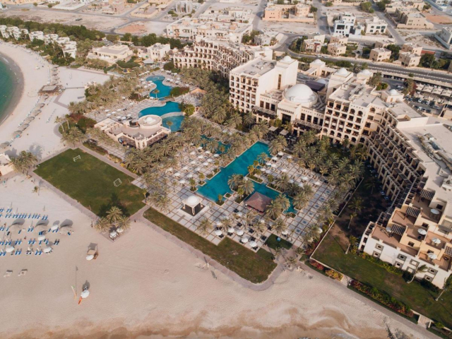 LAST MINUTE  EMIRATE 5***** RIXOS AL MAIRID ULTRA ALL INCLUSIVE ZBOR DIN  OTOPENI CU TAXE INCLUSE