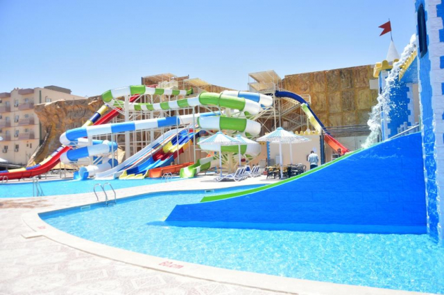 08.02 EGIPT, HURGHADA , Hotel AMC ROYAL 5*, avion , 7 nopti , pret/ persoana =389Eur