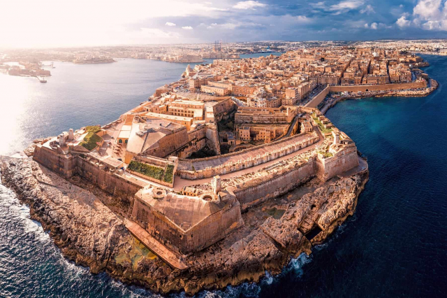  City break in Malta in luna martie de la doar 210 euro/pers. Zbor din Budapesta!