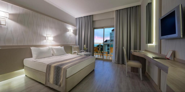 SEJUR DE PASTE IN ANTALYA, AVION DIN CLUJ-NAPOCA, LA HOTEL GRAND RING 5*, LA TARIFUL DE 568 EURO/PERS, AI! 