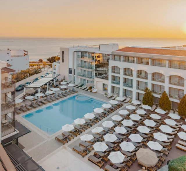 ULTIMELE LOCURI CRETA HERAKLION, AVION DIN BUCURESTI, LA HOTEL ALBATROS RESORT&amp;SPA 5*, LA TARIFUL DE 544 EURO/PERS, HB!