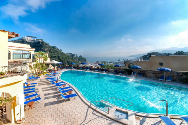  PASTE💥Last Minute⛱️ ✈️  Cluj 🇮🇹 Italia - Insula Ischia☀️Terme San Lorenzo 4* 974 €/pers Demipensiune