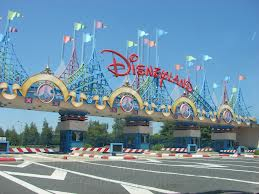 Pachet Disneyland Paris: cazare la DISNEY S HOTEL CHEYENNE3* si 2 zile de acces in parc, de la 382€/loc in DBL