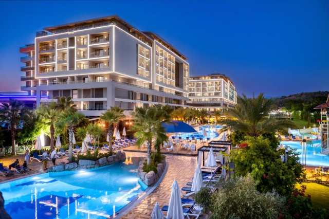 ULTIMELE LOCURI ANTALYA, AVION DIN CLUJ-NAPOCA, LA HOTEL NUMA BAY EXCLUSIVE 5*, LA TARIFUL DE 794 EURO/PERSOANA, UAI!