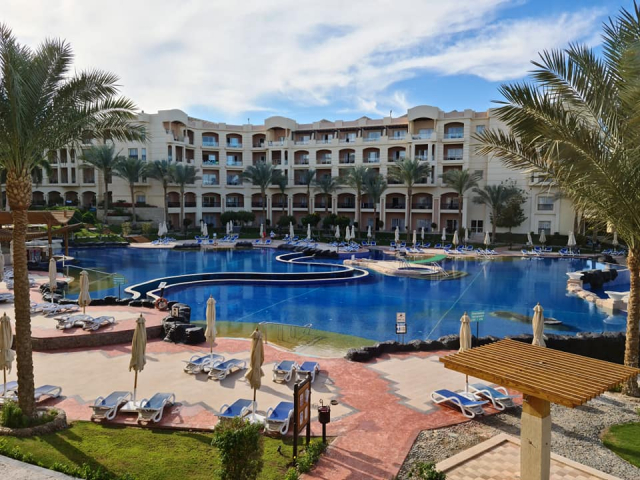 28.02 Zbor Bucuresti, Egipt Hurghada, TROPITEL SAHL HASHEESH 558 euro/pers, 7 nopti, all inclusive, taxa aeroport +transfer