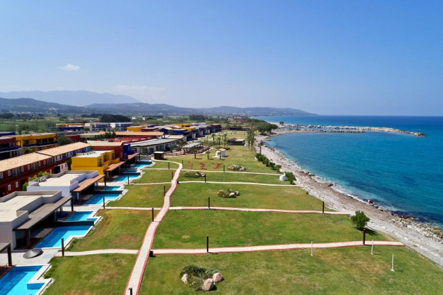 ULTIMELE LOCURI RODOS, AVION DIN BUCURESTI, LA HOTEL ALL SENSES NAUTICA BLUE RESORT 5*, LA TARIFUL DE 647 EURO/PERSOANA, AI!