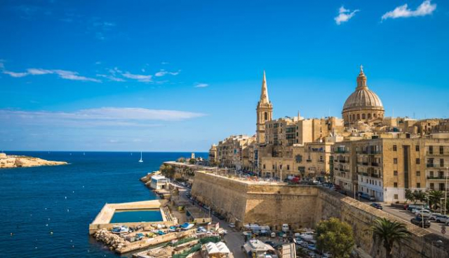 PASTE IN MALTA, SENIOR VOYAGE, AVION DIN BUCURESTI, LA HOTEL DE 3*, LA TARIFUL DE 539 EURO/PERSOANA, DEMIPENSIUNE!