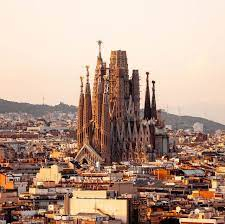 PASTE IN BARCELONA SI COSTA BRAVA, SENIOR VOYAGE, AVION DIN BUCURESTI, LA HOTEL DE 4*, LA TARIF DE 539 EURO/PERS, DEMIPENSIUNE!