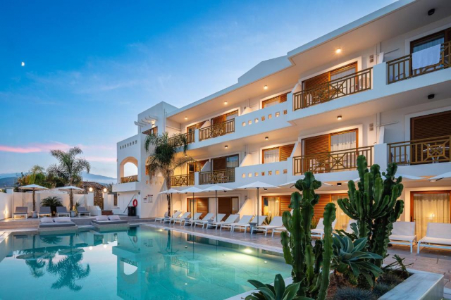 CRETA HERAKLION, AVION DIN BUCURESTI, LA HOTEL ARISTEA 3* LA TARIFUL DE 493 EURO/PERSOANA, MIC DEJUN!