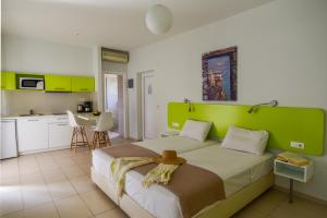 CRETA 789  EURO/PERSOANA PLECARE DIN IASI 15.07 - BLUE HORIZON APARTMENTS,MIC DEJUN