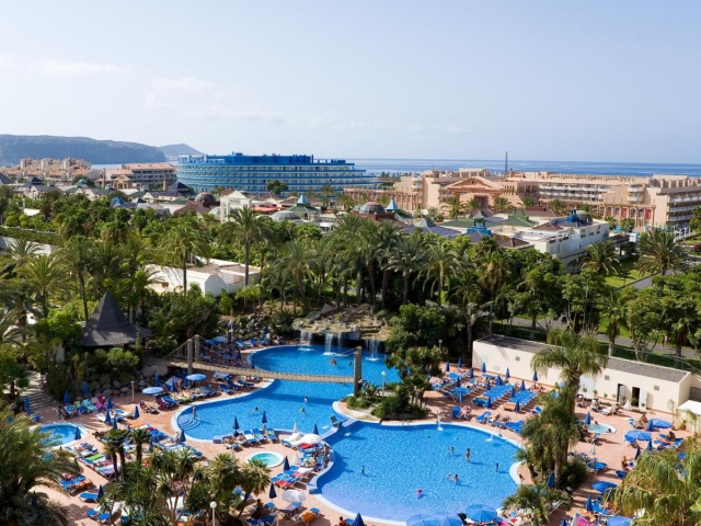 ULTIMELE LOCURI TENERIFE BEST TENERIFE  4**** DEMIPENSIUNE ZBOR DIRECT DIN OTOPENI CU TAXE INCLUSE