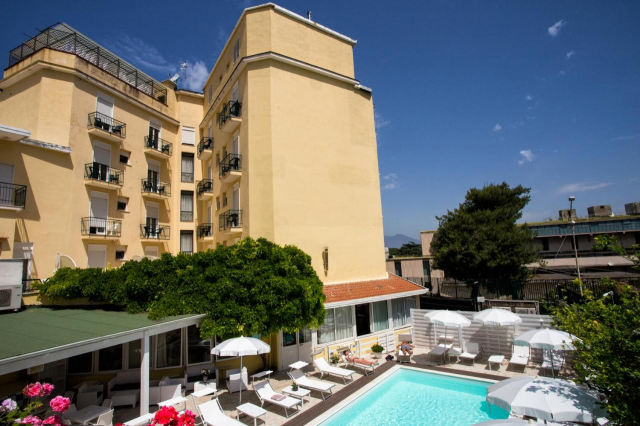 ULTRA LAST MINUTE COASTA AMALFITANA  4**** DEMIPENSIUNE SERENA  ZBOR DIRECT DIN OTOPENI CU TAXE INCLUSE