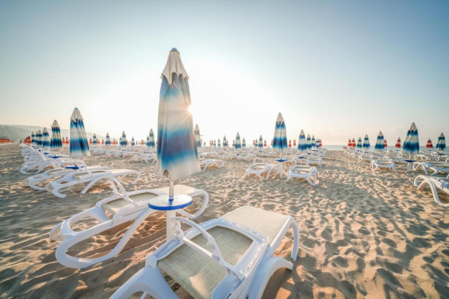 ALBENA, HOTEL RALITSA SUPERIOR AQUACLUB 4*, LA TARIFUL DE 519 EURO/PERSOANA, ALL INCLUSIVE!