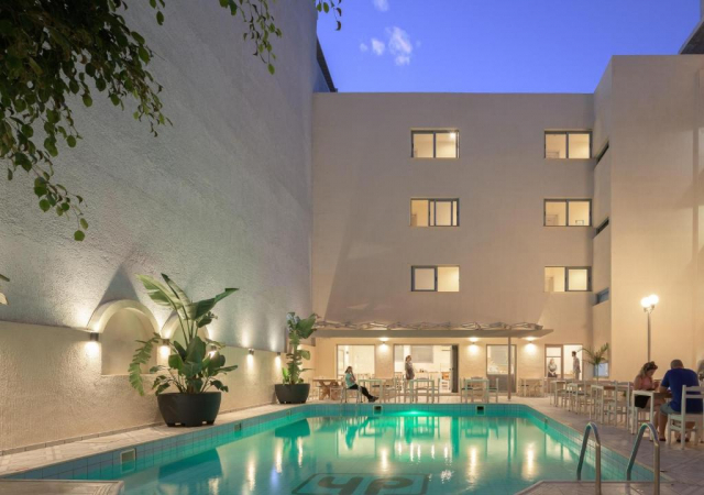 CRETA HERAKLION, AVION DIN CLUJ-NAPOCA, LA HOTEL HERSONISSOS CENTRAL 3*, LA TARIFUL DE 629 EURO/PERS, DEMIPENSIUNE!