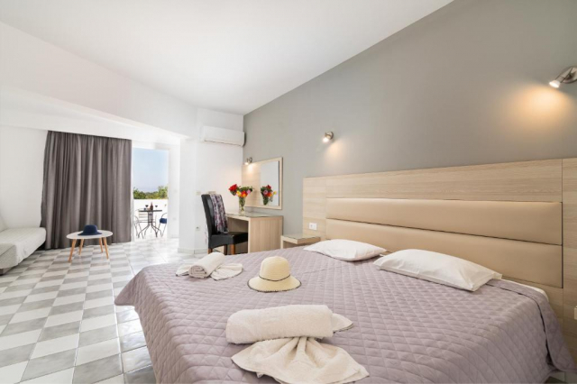 ULTIMELE LOCURI RODOS, AVION DIN CLUJ-NAPOCA, LA HOTEL SABINA 3*, LA TARIFUL DE 669 EURO/PERSOANA, MIC DEJUN!