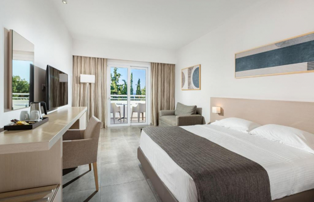 ULTIMELE LOCURI KOS, AVION DIN BUCURESTI, LA HOTEL PLATANISTA 4*, LA TARIFUL DE 979 EURO/PERSOANA, DEMIPENSIUNE!