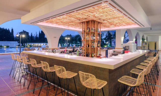 ULTIMELE LOCURI KOS, AVION DIN BUCURESTI, LA HOTEL PLATANISTA 4*, LA TARIFUL DE 979 EURO/PERSOANA, DEMIPENSIUNE!