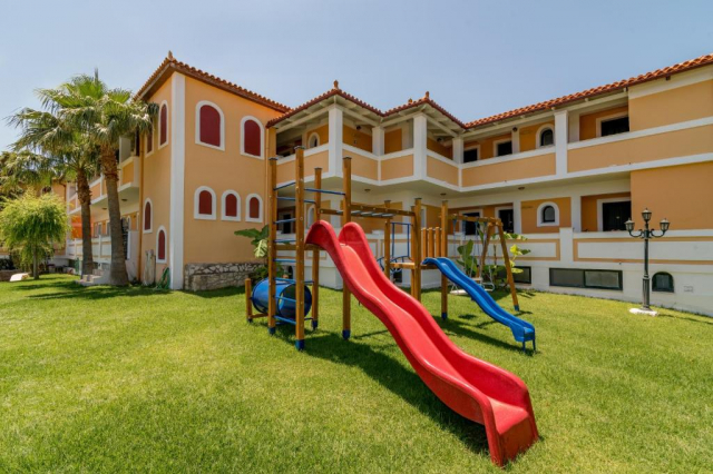 ULTIMELE LOCURI ZAKYNTHOS, AVION DIN CLUJ-NAPOCA, LA HOTEL MATILDA 4*, LA TARIFUL DE 629 EURO/PERSOANA, DEMIPENSIUNE!