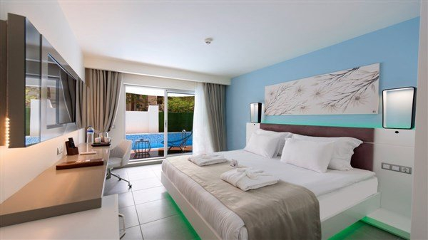Sejur in Kusadasi: 640 euro cazare 7 nopti cu All inclusive+ transport avion+ toate taxele