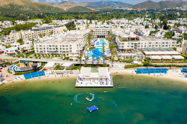 Sejur in Bodrum: 825 euro cazare 7 nopti cu Ultra All inclusive+ transport avion+ toate taxele