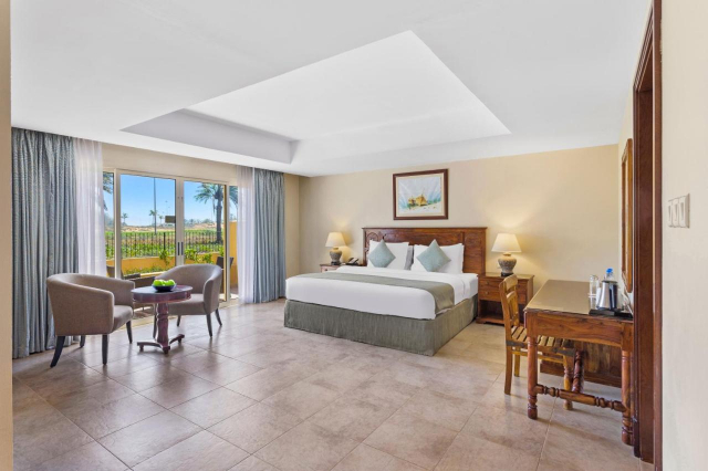 ULTRA LAST MINUTE  EMIRATE 7 NOPTI CAZARE ALL INCLUSIVE AL HAMRA RESIDENCE  4**** ZBOR DIN OTOPENI CU TAXE INCLUSE
