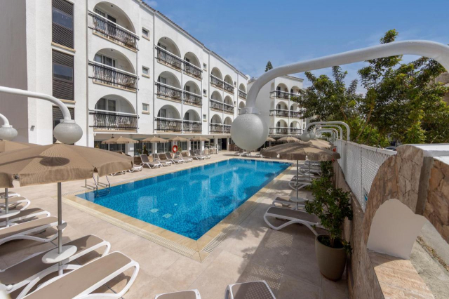 ULTIMELE LOCURI PLAJA CIPRU 2** CACTUS  HOTEL  ZBOR DIRECT DIN CLUJ NAPOCA CU TAXE INCLUSE