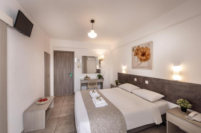 ULTIMELE LOCURI PLAJA CIPRU 2** CACTUS  HOTEL  ZBOR DIRECT DIN CLUJ NAPOCA CU TAXE INCLUSE