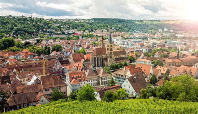 Super oferta city break STUTTGART cu plecare din BUCURESTI (I.I.)