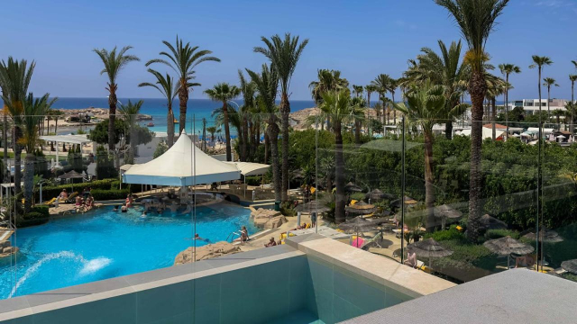 ULTIMELE LOCURI PLAJA CIPRU 4**** DEMIPENSIUNE TASIA MARIS BEACH ZBOR DIRECT DIN OTOIPENI CU TAXE INCLUSE