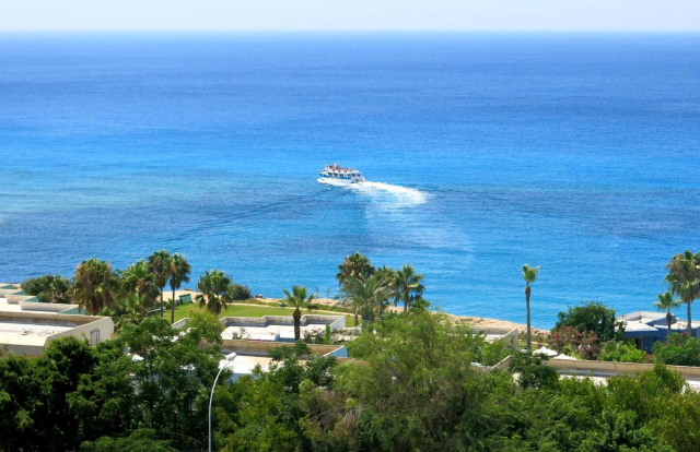 LAST MINUTE AYIA NAPA MARINA HOTEL 3*** ZBOR DIRECT DIN OTOPENI CU TAXE INCLUSE