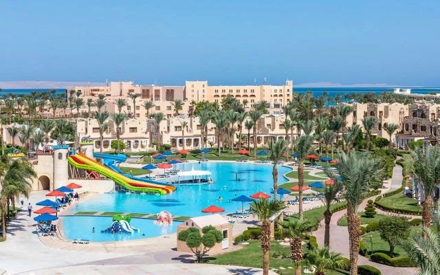 HURGHADA 463  EURO / PERS PLECARE 11.07  DIN BUCURESTI -  Royal Lagoons Resort and Aqua Park 5*