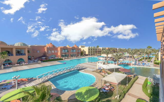 HURGHADA plecare 23.06  din Bucuresti, Titanic Beach  5*  741  euro / persoana ,All Inclusive Ultra