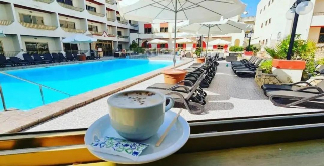 La Plaja in Malta 7 nopti cazare The  San Anton  Hotel 3*** zbor din Otopeni cu taxe incluse