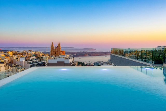 LAST MINUTE MALTA SOLANA HOTEL 4**** DEMIPENSIUNE ZBOR DIN OTOPENI CU TAXE INCLUSE