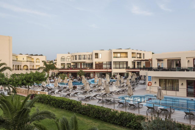 ULTRA LAST MINUTE INSULA CRETA 5***** DEMIPENSIUNE VANTARIS PALACE  ZBOR DIRECT DIN OTOPENI/CLUJ CU TAXE INCLUSE