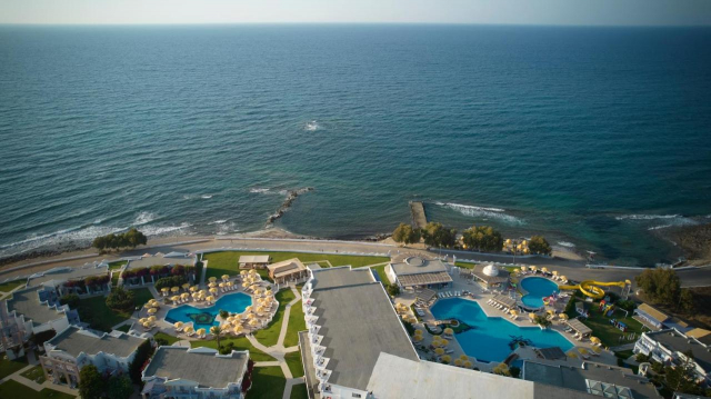 ULTRA LAST MINUTE INSULA CRETA 5***** ALL INCLUSIVE SERITA BEACH ZBOR DIRECT DIN SIBIU CU TAXE INCLUSE