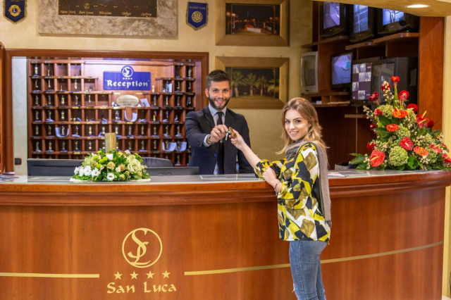 LAST MINUTE AMALFI COAST SAN LUCA HOTEL4**** MIC DEJUN ZBOR DIN OTOPENI CU TAXE INCLUSE