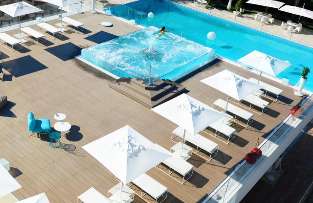 LAST MINUTE AMALFI COAST DELUXE MEC PAESTUM 5***** MIC DEJUN ZBOR DIN OTOPENI CU TAXE INCLUSE