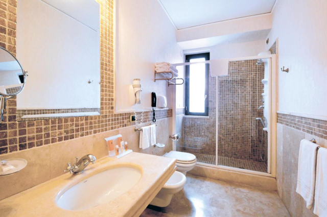 LAST MINUTE AMALFI COAST  GRAND HOTEL PAESTRUM 4**** MIC DEJUN ZBOR DIN OTOPENI CU TAXE INCLUSE