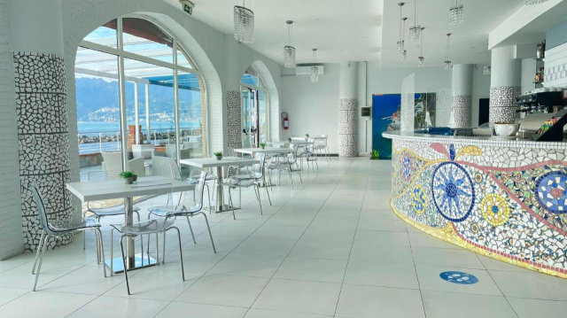 LAST MINUTE AMALFI COAST POLO NAUTICA 4**** MIC DEJUN ZBOR DIN OTOPENI CU TAXE INCLUSE