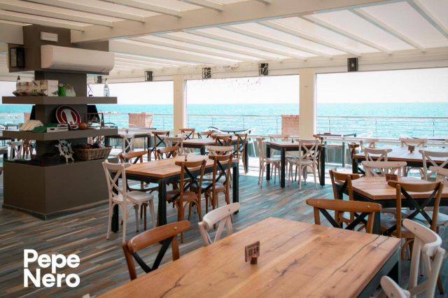 LAST MINUTE AMALFI COAST POLO NAUTICA 4**** MIC DEJUN ZBOR DIN OTOPENI CU TAXE INCLUSE