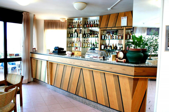 ULTRA LAST MINUTE SARDINIA 4****  SOLEADO HOTEL ZBOR DIN OTOPENI CU TAXE INCLUSE
