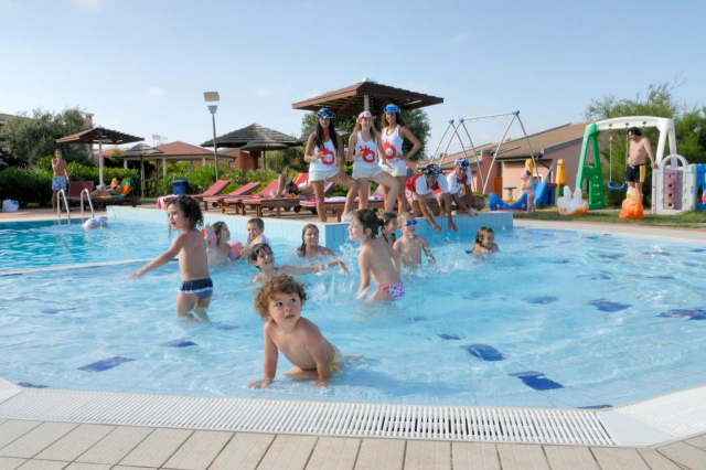 ULTRA LAST MINUTE SARDINIA 4**** CALA ROSA  ZBOR DIN OTOPENI CU TAXE INCLUSE