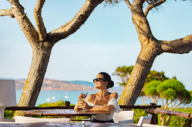 ULTRA LAST MINUTE SARDINIA 4**** ANCORA ZBOR DIN OTOPENI CU TAXE INCLUSE
