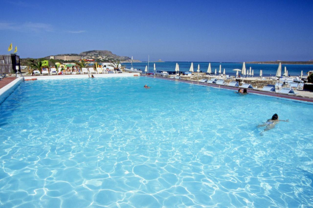 ULTRA LAST MINUTE SARDINIA 4**** ANCORA ZBOR DIN OTOPENI CU TAXE INCLUSE